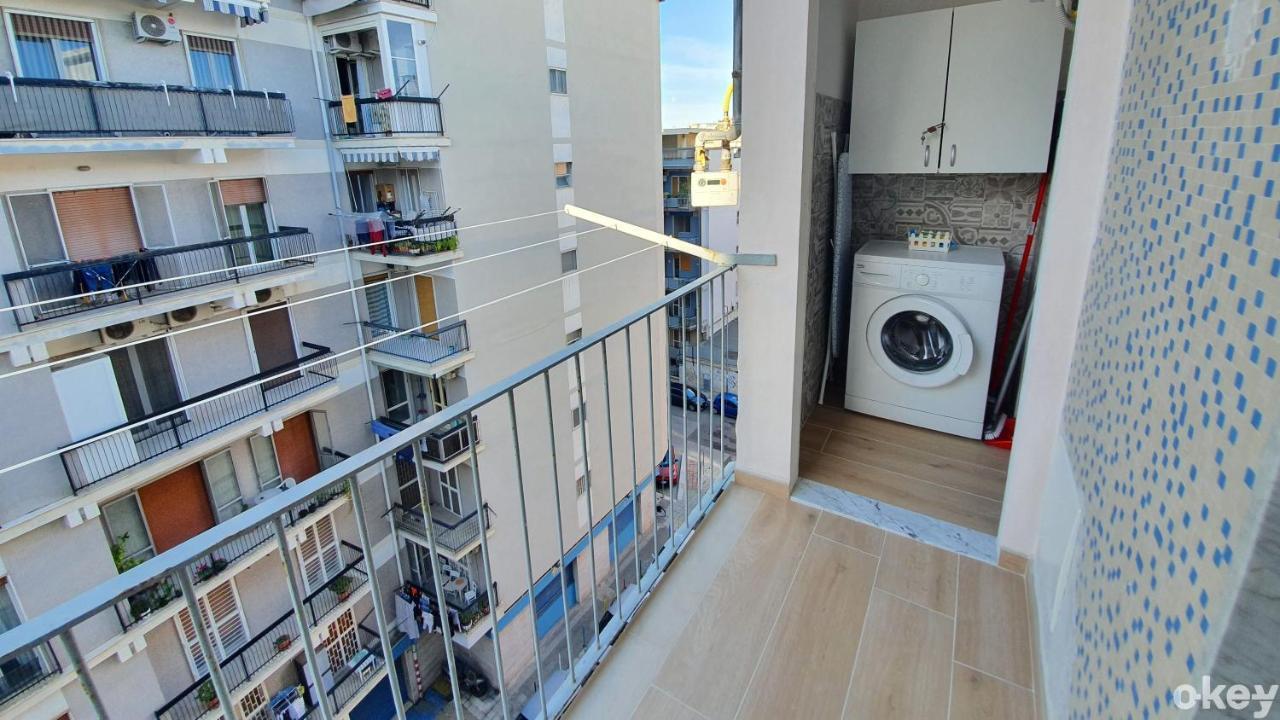 Blue Sky Rooftop Rooms - Bari Policlinico المظهر الخارجي الصورة
