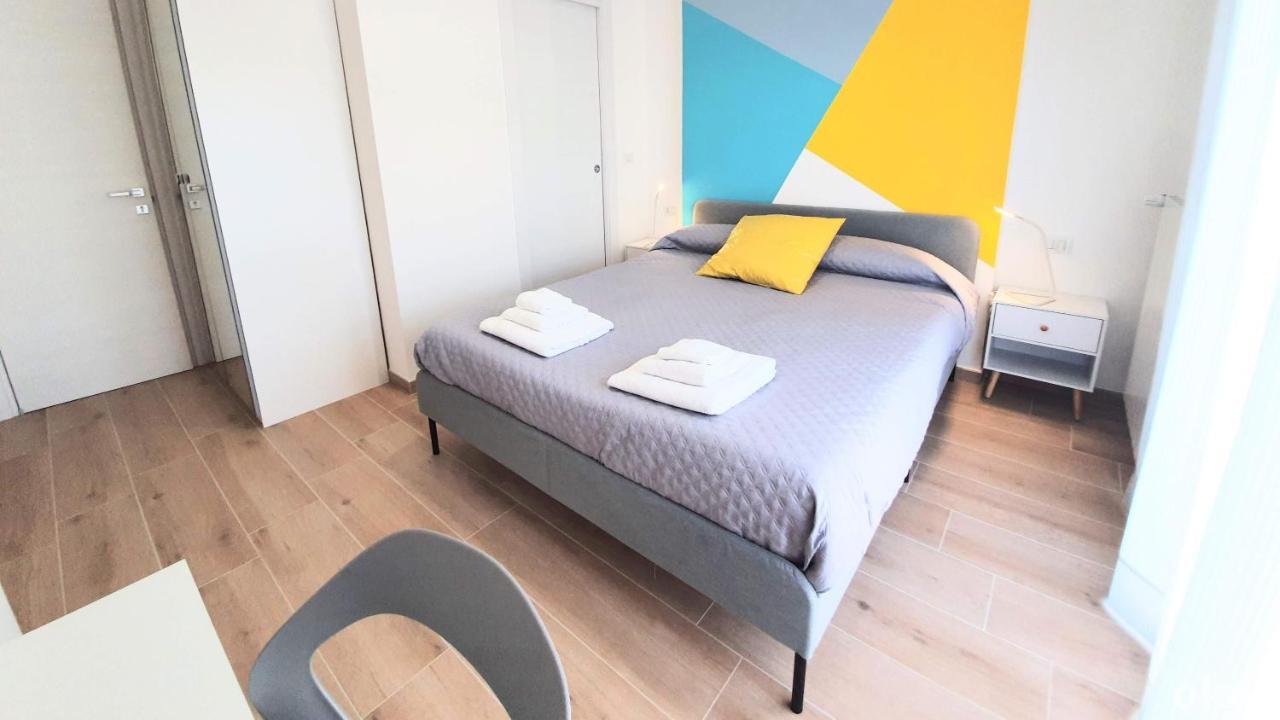 Blue Sky Rooftop Rooms - Bari Policlinico المظهر الخارجي الصورة